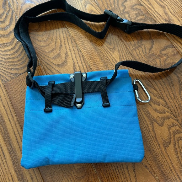 Pet pouch for owners NEW waist bag - Picture 3 of 3
